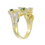 18K YELLOW GOLD 7/8CT ROUND/PEAR DIAMOND LADIES RING(COLOR STONE GREEN EMERALD PEAR DIAMOND 1/4CT/ROUND DIAMOND 1/8CT) - Image 2
