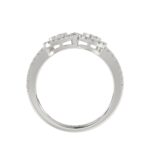 18K WHITE  GOLD 7/8CT ROUND/BAGUETTE DIAMOND LADIES FASHION RING - Image 2