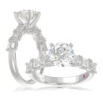 18K WHITE GOLD 1 1/2CT ROUND/EMERALD DIAMOND LADIES RING(CENTER STONE MOUNT ROUND DIAMOND 2CT)