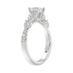 18K WHITE GOLD 1 1/4CT ROUND/PEAR/PRINCESS DIAMOND LADIES RING (CENTER STONE PRINCESS DIAMOND 1/2CT) - Image 3