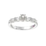 18K WHITE GOLD 1.00CT ROUND/EMERALD/OVAL DIAMOND LADIES RING (CENTER STONE OVAL DIAMOND 1/3CT) - Image 2