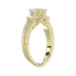 18K YELLOW GOLD 1 1/2CT ROUND/PRINCESS/OVAL DIAMOND LADIES RING(CENTER STONE OVAL DIAMOND 3/4CT) - Image 2
