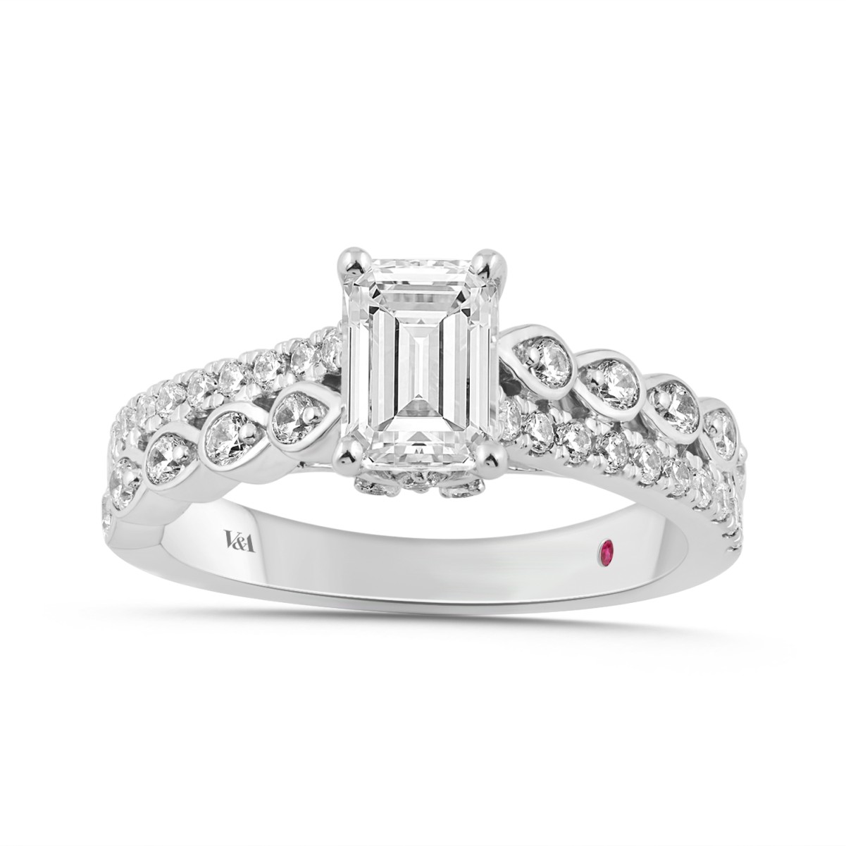 19225549_VA30282W-AB-1201x1201.jpg 18K WHITE GOLD 1 1/2CT ROUND/EMERALD DIAMOND SEMI MOUNT LADIES RING (CENTER STONE EMERALD DIAMOND 1.00CT) - Image 1