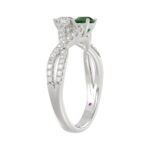 18K WHITE GOLD 7/8CT ROUND DIAMOND LADIES RING(COLOR STONE ROUND GREEN EMERALD DIAMOND 1/4CT) - Image 2