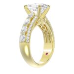 18K YELLOW GOLD 4 1/4CT ROUND/OVAL DIAMOND LADIES RING(CENTER STONE OVAL DIAMOND 3CT) - Image 3