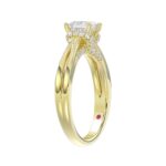 18K YELLOW GOLD 7/8CT ROUND/PRINCESS DIAMOND LADIES RING( CENTER STONE PRINCESS DIAMOND 5/8 CT) - Image 2