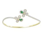 18K YELLOW GOLD 2CT ROUND/PEAR DIAMOND LADIES BANGLE(COLOR STONE PEAR GREEN EMERALD DIAMOND 1/2CT)