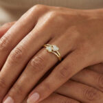 LADIES RING 0.05CT ROUND DIAMOND 10K YELLOW GOLD - Image 6