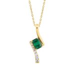 18K YELLOW GOLD 3/4CT ROUND/EMERALD DIAMOND LADIES PENDANT WITH CHAIN(COLOR STONE EMERALD DIAMOND 5/8CT)